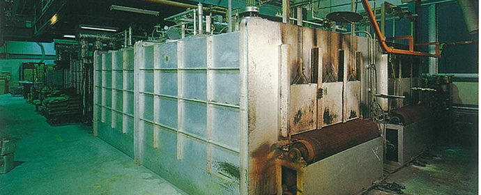 Glass annealing furnace